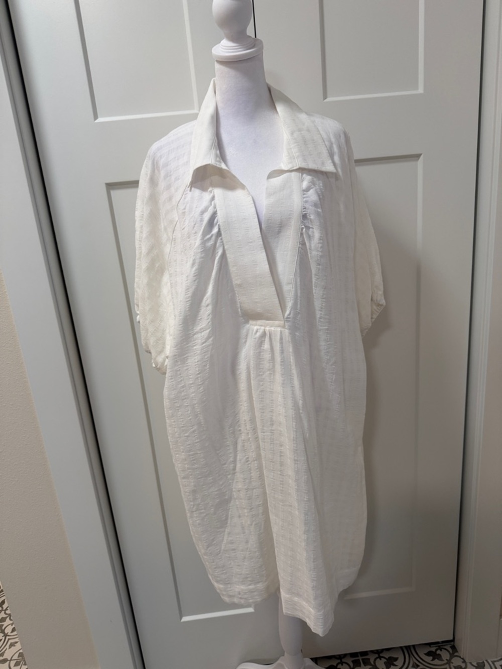 Lightweight White Textured V-Neck Tunic Dress
